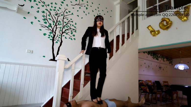 【冰时代】焱冰s职业装细高跟极端踩踏