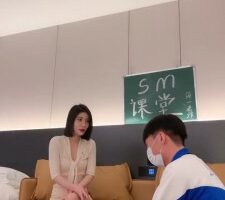 【简一】漂亮老师上SM课程 bf19988