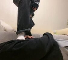 【酒酿丸子】白袜小姐姐全体重踩踏 bf22925