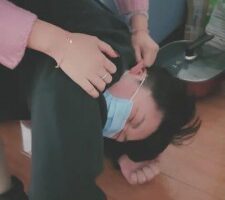 【桃子老师】情侣主羞辱现实绿帽 bf23198