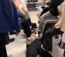 【精神小妹】群调特写视角舔脚踩踏 bf23841