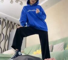 【艾莉】帆布鞋白袜全体重踩踏/转胯 bf25784