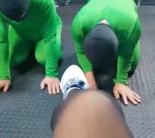 【冷御女王】双M-运动鞋白棉袜黑丝膜拜 bf26721