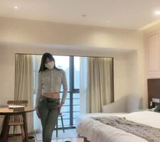 【默默s】178长腿模特-运动鞋白船袜/恋足转胯/提档踩踏 bf27064