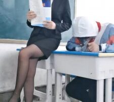 【魔鬼天使】教室场景调-给差生补课 bf27890