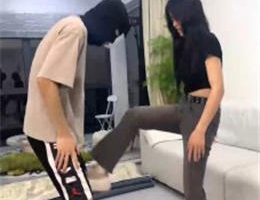 【狗哥】裸足插嘴/吃白袜/运动鞋全体重踩/气味羞辱/提档 bf29221