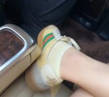 【西怡】多女主-白富美车内虐废司机 bf30421