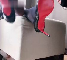 【琪琪大人】剧情-和你同龄小妈统治 bf31832