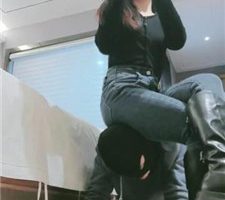 【妮蔻】长靴踩狗头/人肉座椅/踩踏/舔脏鞋底/闻鞋闻白袜 bf37095