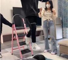 【精神小妹】人体蹦床-跳踩虐头/裆/手 bf39191