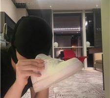 【琪琪大人】剧情调-偷闻合租女生的鞋袜 bf39276