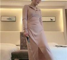 【傲娇小美】裸足踩踏/鞭打/奖励舔脚/坐脸窒息【完整版】bf39359