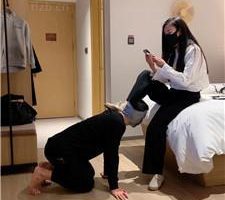 【阿珂大人】藤条重度鞭打/小白鞋踩虐/胯下辱/掐乳打手心 JS240325-3