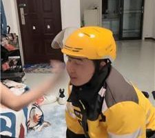 【安主子】黑丝jio玩虐迟到的外卖小哥 JS240407-12