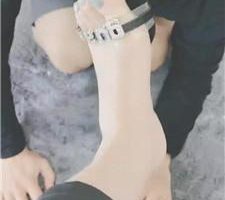 【灵竹】深夜高跟裸足恋足舔 JS240420-14