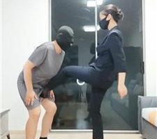 【飒飒小主】白领S虐-抽耳光/连环踢裆 bf42795