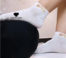 【桃桃樱】沉浸式-嘴叼白袜/玉足恋足舔 JS240729-11