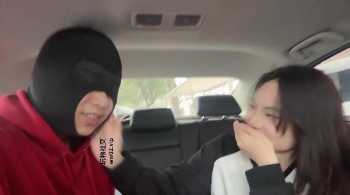 【素人挖掘机】羞涩小姐姐皮鞋白袜调 bf46824