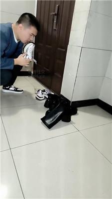 【伊晨】双S剧情-惩罚偷鞋狗-踢踹耳光/清理多双脏鞋【双视角版】bf47701