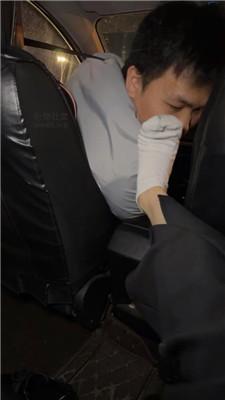 【不知名】陪酒小妹调-车内皮鞋白袜虐司机奴 bf48155