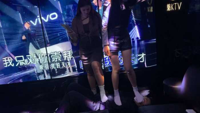 『高兴儿』ktv三女王踩踏脚垫 YC-250115-10