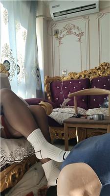 【草莓大大】超臭原味白袜+黑丝脚捂脸踩 JS250125-7