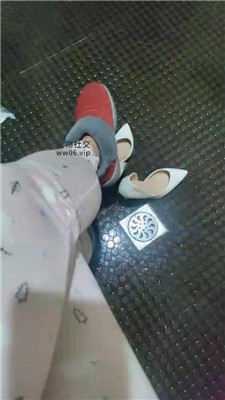 【夏沫沫】狗东西滚进来    250131-23