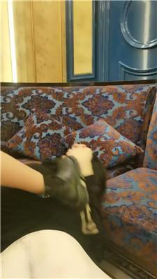 【文文文】KTV-短靴脏黑袜子蹂躏 JS250223-22