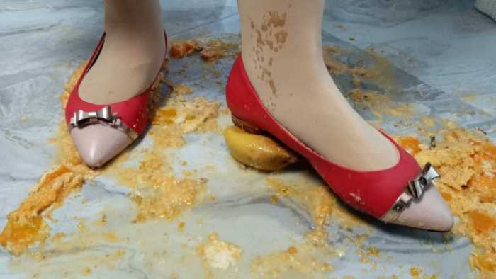 【大美】疯狂榨汁踩水果三明治和柠檬 YC-250221-3