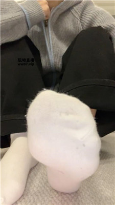 【筱月】畜生狗喜欢闻臭袜    250310-37