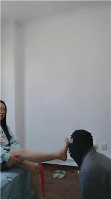 【瑞吉娜】双S-姐妹花臭脚丫舔【双视角版】 JS250323-5