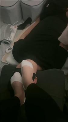 【桃之妖妖】白船袜玉足脚下喂食 JS250328-21