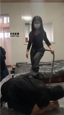 【女生也能很暴力】来自学生妹的暴揍 JS250430-22
