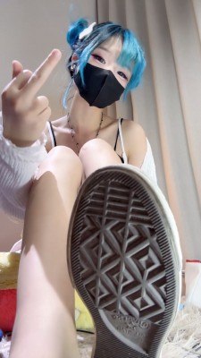 【1080P】芃芃大人高清第一视角羞辱合集第二部 bf52954