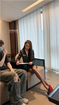 【冰冰】高跟白领S训化下属奴 bf53711