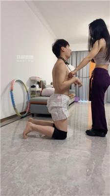 【南月女神】狗盆喂食-原味黑袜玩虐 bf54040