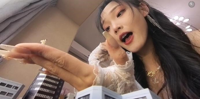 【GTS VR】莫瑶女神白丝华伦天奴踩踏微缩城市 巨大女神莫瑶微缩城市接管 JS250603~3