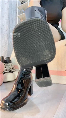 【苒苒】靴子边缘寸止    250612-6