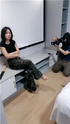 【梦梦】摄影师开发足模做S bf54537