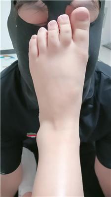 【萌宝儿】挑战白袜脚玉足深喉 JS250627-2