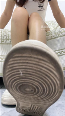 【小呆大王】白袜灯    250802-30