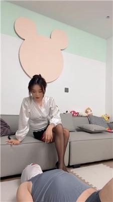 【冰语】高跟黑丝踩虐贱奴 JS251012-40