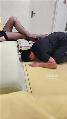 【乔艳女王】高跟黑丝美腿踩贱奴 JS251015-25