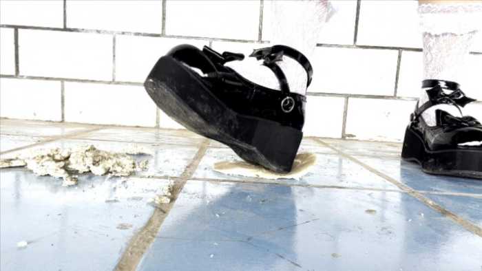 lo鞋踩馒头 JS251017~6