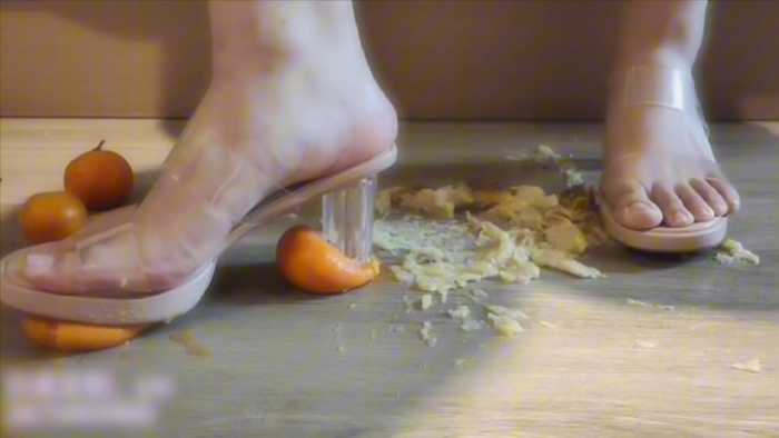 凉高语言羞辱踩橘子香蕉 JS251111~7