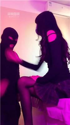 【涵涵】做可爱妹妹的奴才 JS251126-7