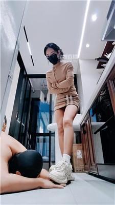 【苏大大】运动鞋白袜玩骚奴 JS251205-5