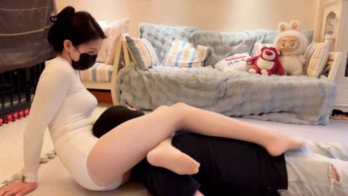 【婉儿原创】白色泳衣白丝长腿绞技体验 ACYC-5191