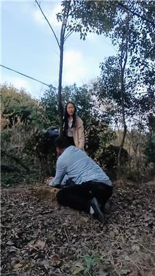 【刑狗】户外捆绑鞭打场 JS251230-1