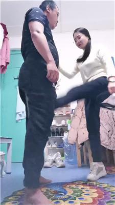 【白兰地】骑马鞭打白袜脚踩 JS251229-3